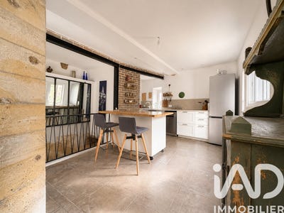 /international/fr/junas-languedoc-roussillon-310108512850/