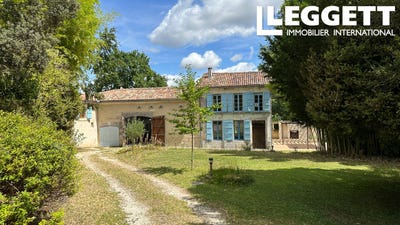 /international/fr/barbezieux-saint-hilaire-charente-120082193273/