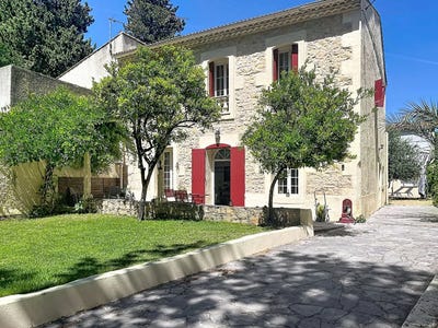 /international/fr/bernis-languedoc-roussillon-310108870021/