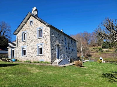 /international/fr/lanobre-auvergne-310106053932/