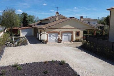 /international/fr/roques-midi-pyrenees-310105421488/