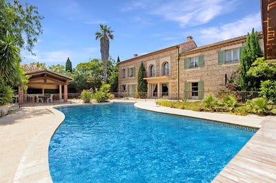 /international/fr/perpignan-languedoc-roussillon-120093701295/