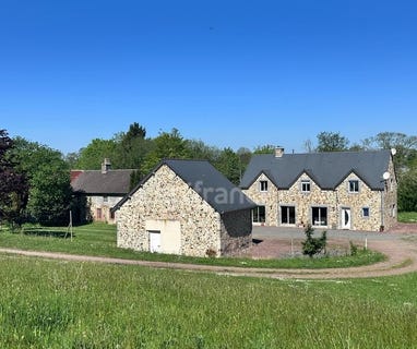 /international/fr/le-mesnilbus-la-basse-normandie-310100648241/?lang=en