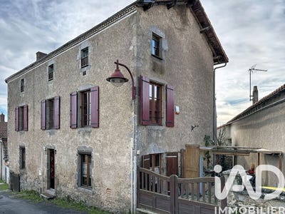 /international/fr/gourge-charente-310104225616/