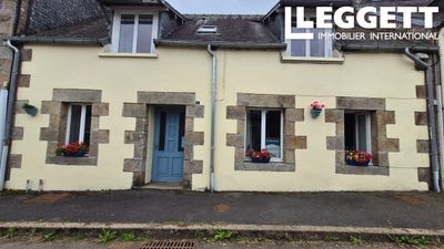 /international/fr/saint-servais-brittany-310098804147/