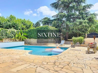 /international/fr/colombier-saugnieu-rhone-310100991343/