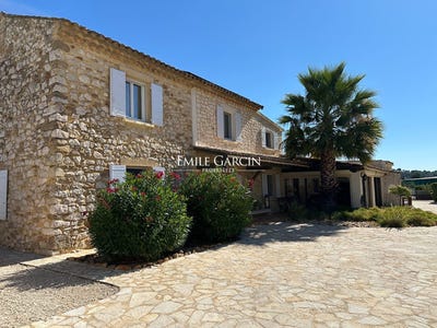 /international/fr/connaux-languedoc-roussillon-310104836836/?lang=de