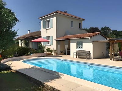 /international/fr/sainte-foy-la-grande-aquitaine-310106711507/