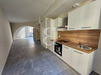 /international/fr/orange-provence-alpes-cote-d-azur-310109941761/