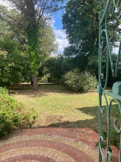 /international/fr/bernos-beaulac-aquitaine-310101533984/?lang=en