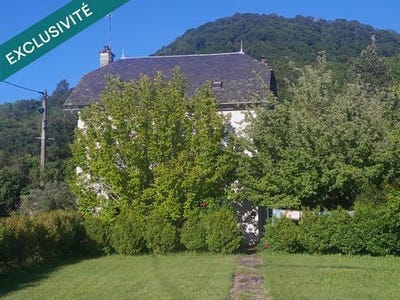/international/fr/vic-sur-cere-auvergne-310108247526/