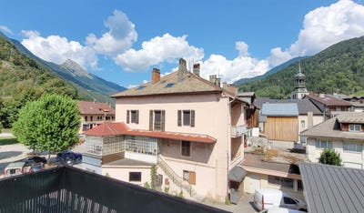 /international/fr/thones-rhone-310100387628/