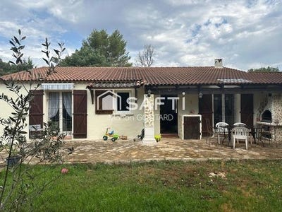 /international/fr/seillons-source-d-argens-provence-alpes-cote-d-azur-310100548960/