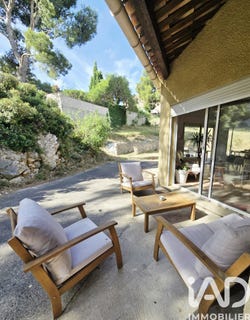 /international/fr/ensues-la-redonne-provence-alpes-cote-d-azur-310108601120/