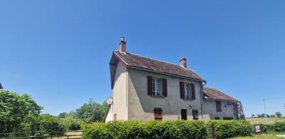 /international/fr/saint-pourcain-sur-sioule-auvergne-310107888049/