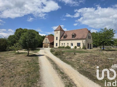 /international/fr/carlucet-aquitaine-310101228040/