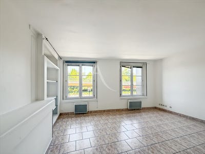 /international/fr/rouen-upper-normandy-310108427872/