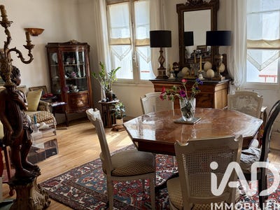 /international/fr/quimper-brittany-310105895415/