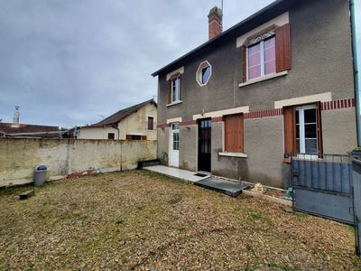 /international/fr/salbris-centre-val-de-loire-310106607497/