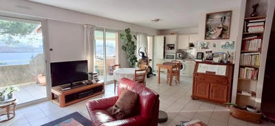 /international/fr/saint-paul-trois-chateaux-rhone-310105832746/