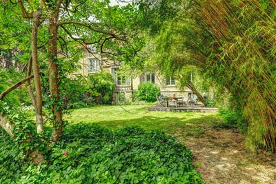 /international/fr/versailles-ile-de-france-310108593022/