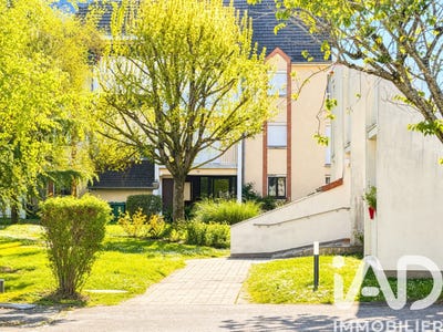/international/fr/saint-jean-le-blanc-centre-val-de-loire-310105890666/