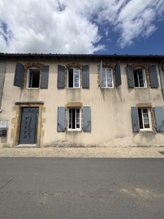 /international/fr/brillac-charente-310107922532/?lang=pt