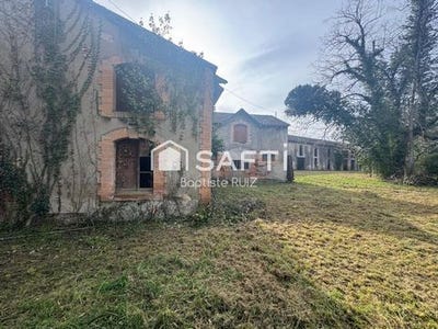 /international/fr/castelferrus-midi-pyrenees-310108595195/