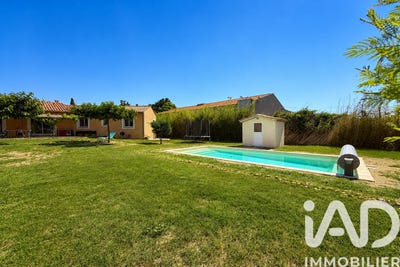 /international/fr/montfrin-languedoc-roussillon-310105264398/
