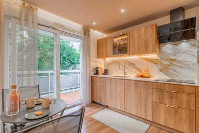 /international/fr/evian-les-bains-rhone-310107759119/