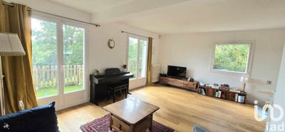 /international/fr/montfort-l-amaury-ile-de-france-310098118837/