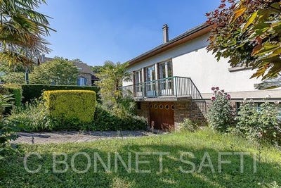 /international/fr/bievres-ile-de-france-310108459096/