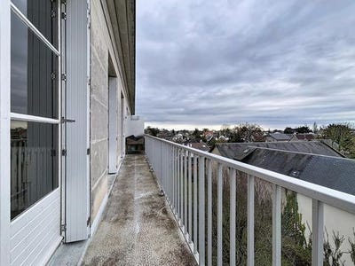 /international/fr/saint-cyr-sur-loire-centre-val-de-loire-310104984318/