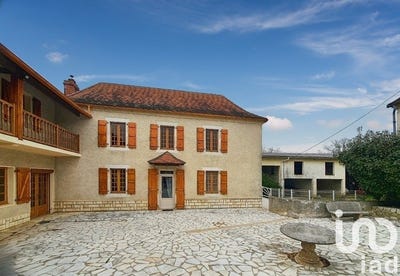 /international/fr/malaussanne-aquitaine-310098369809/