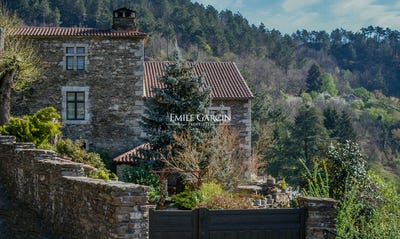 /international/fr/le-collet-de-deze-languedoc-roussillon-310108553612/