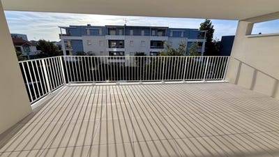 /international/fr/la-rochelle-charente-310108996330/