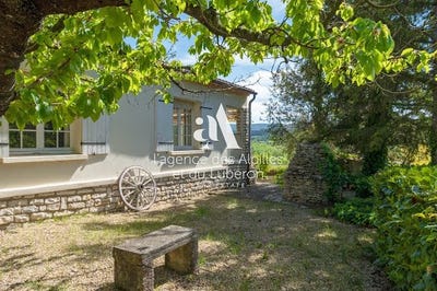 /international/fr/goult-provence-alpes-cote-d-azur-310100602133/