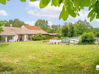 /international/fr/grateloup-saint-gayrand-aquitaine-310108791380/