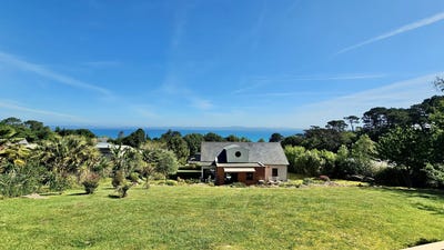 /international/fr/douarnenez-brittany-310108330017/