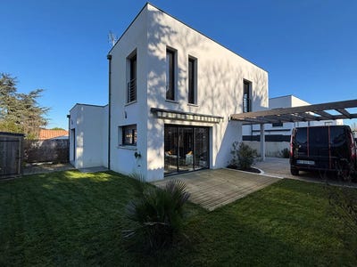 /international/fr/vaux-sur-mer-charente-310104991022/