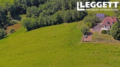 /international/fr/beauregard-de-terrasson-aquitaine-310108261264/