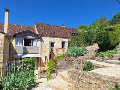 /international/fr/saint-cyprien-aquitaine-310106627414/