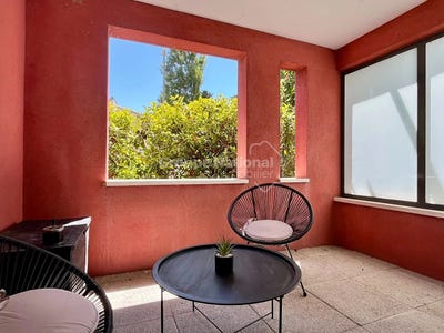 /international/fr/arles-languedoc-roussillon-310101019058/
