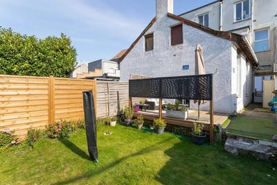 /international/fr/wattrelos-calais-310107969703/