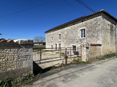 /international/fr/chef-boutonne-charente-310106625309/