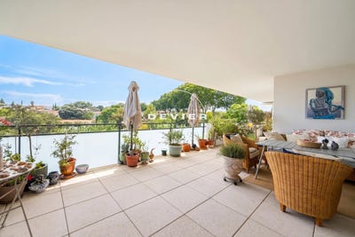 /international/fr/restinclieres-languedoc-roussillon-310109745852/