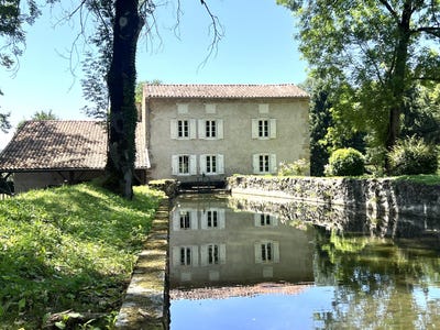 /international/fr/lescure-midi-pyrenees-310099573226/?lang=zh-tw