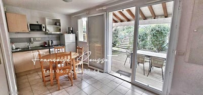/international/fr/calvisson-languedoc-roussillon-310109094706/?lang=it