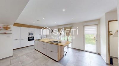 /international/fr/bourthes-calais-310107564406/
