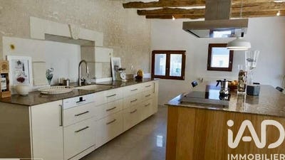 /international/fr/amboise-centre-val-de-loire-310108560855/